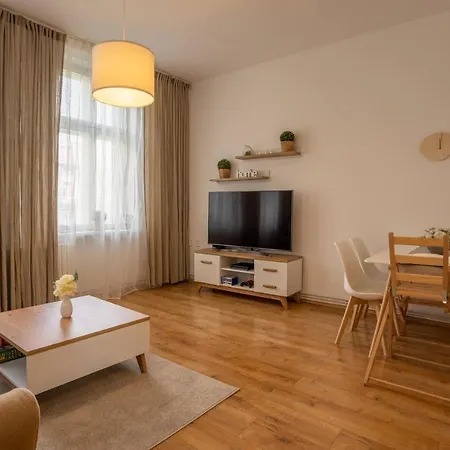 Family Apartment Ostrava Exterior foto
