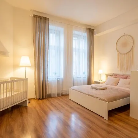 Family Apartment Ostrava Exterior foto