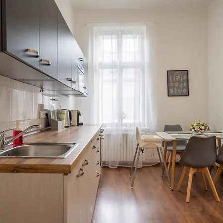 Family Apartment Ostrava Exterior foto